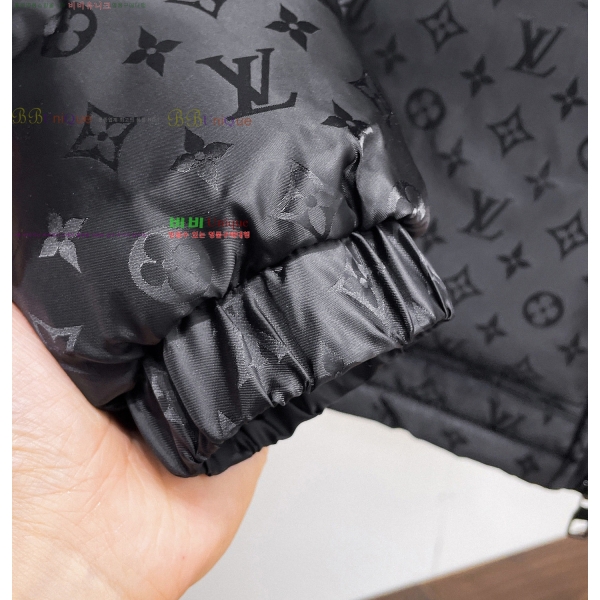 ���� ���̺��� �ٿ� �е� LV267530