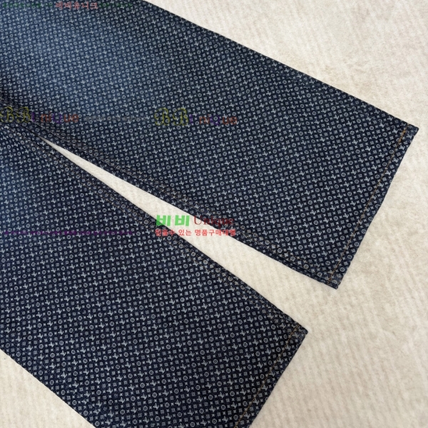 �ְ��� ���� ���̺��� û���� 28LT2610251-1