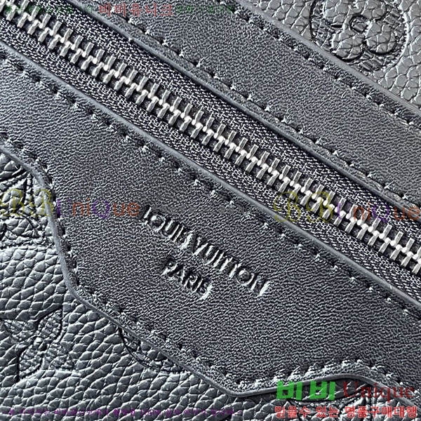 ����*�� Courrier ũ�ν��� M28781-001